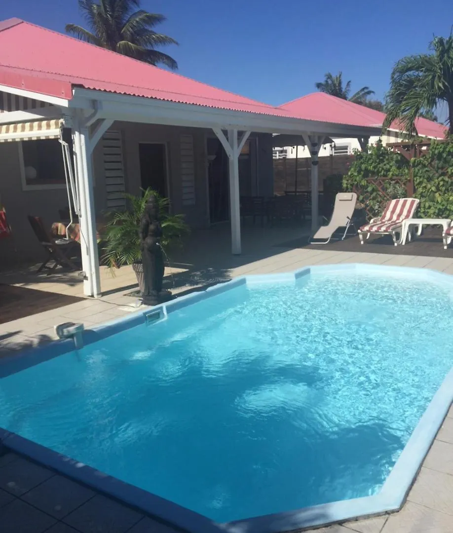 Villa De Charme Avec Piscine Residence Securisee Saint-Francois