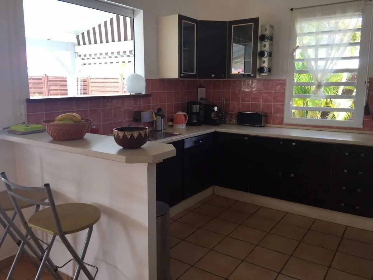 Villa De Charme Avec Piscine Residence Securisee Saint-Francois